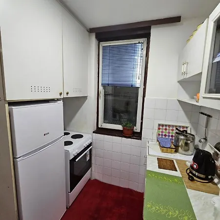 Lamela Apartment *
